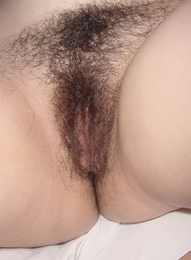 Extremt hårig, vacker, trång fitta.