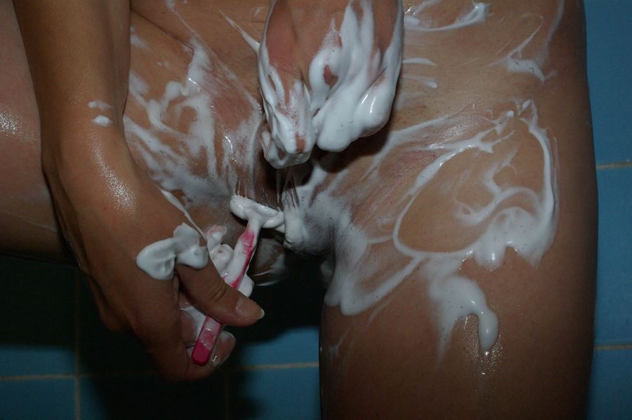 Rakad, underbar, blöt fitta.